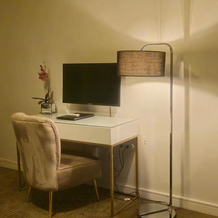 Ascot Hotel Йоханесбург Екстериор снимка