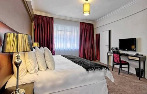 Ascot Hotel Йоханесбург Екстериор снимка